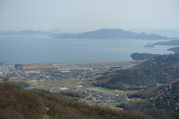 日本の岡山の金甲山からの景色