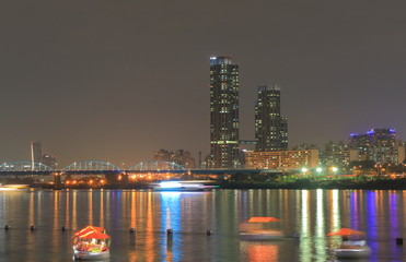 Fototapeta premium Han river cityscape night Seoul South Korea