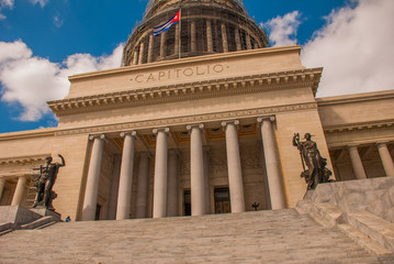 Capitolio Nacional, El Capitolio. Entrance by stairs to the building. Havana. Cuba