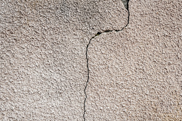 Obraz premium crack the facade of the building. photo for background