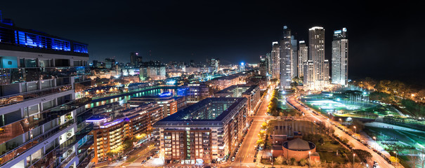Fototapeta premium Modern city at night