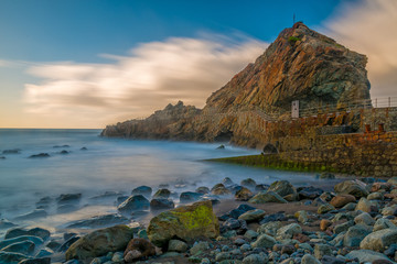 Felsen im Meer, Almáciga, Teneriffa, Anagagebirge, Lanzeitbelichtung