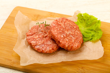 Raw cutlet