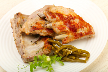 Roasted spare ribs