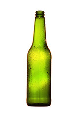 zielona pusta butelka po piwie - obrazy, fototapety, plakaty
