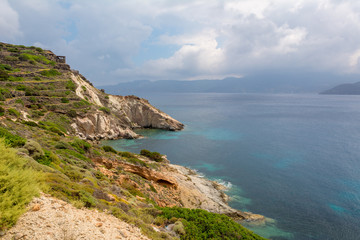 Fototapeta premium Beautiful coast of Fourkovouni bay. Milos island. Cyclades, Greece.