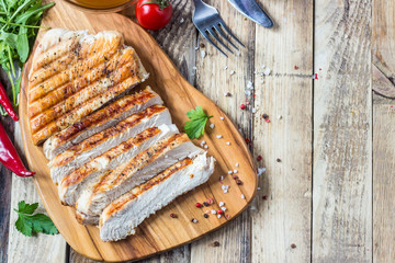 Grilled turkey fillet with vegetables