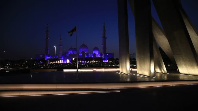 Sheikh Zayed Grand Mosque and Martyrs’ Memorial at sunset, travel destination