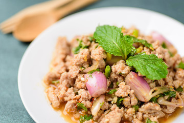 Thai food, spicy minced pork salad (Larb Moo)