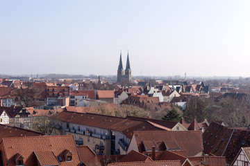 Obraz premium Blick über die Welterbestadt Quedlinburg