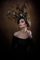 Kreative Frisur - Haare - Headpiece - Kopfschmuck - Avantgarde