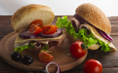 Fresh home-made hamburger served on wood