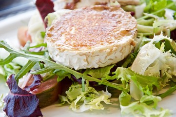 Goat cheese salad
