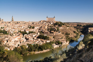 Fototapeta na wymiar Panoramic of Toledo, with blue sky. Castilla la Mancha. Spain