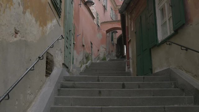 Zoom out of street steps