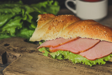 sandwich with lettuce and ham