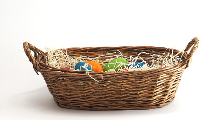 Obraz premium easter basket with easter eggs
