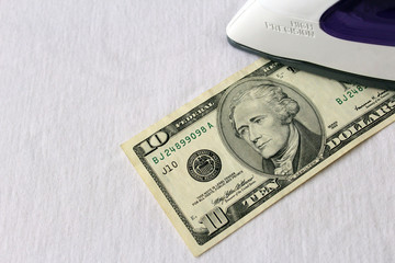 банкнота доллары утюг