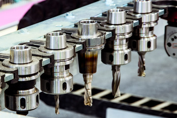 Cassette with replaceable cutting tool.