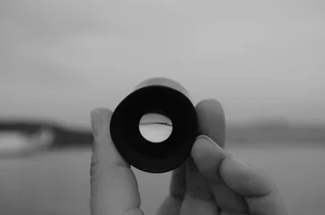 Holding telescope lens © Giasemi