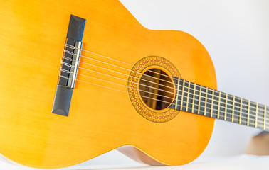 Obraz na płótnie Canvas Spanish guitar on white background