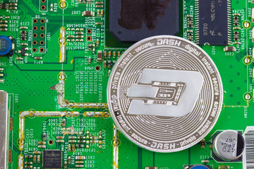 Cryptocurrency Dashcoin. GPU Mining System