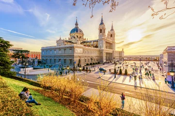 Abwaschbare Fototapete Madrid Die Kathedrale von Madrid