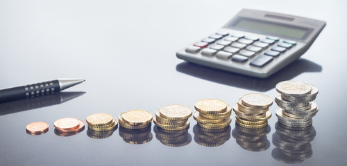 Finanzen, Euro, steigender Gewinn und Einkommenssteigerung, Hintergrund