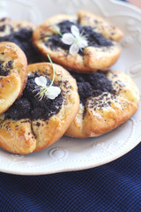Biscuits with poppy seeds