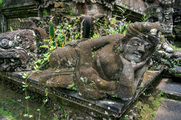 Fototapeta na wymiar Balinese sculpture