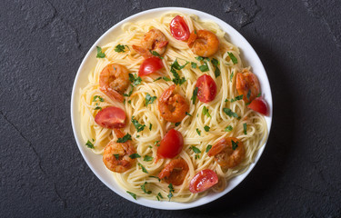 Spaghetti with shrimps