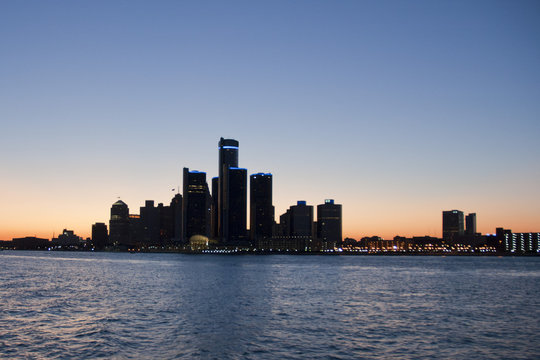 Detroit skyline silhouette at sunset
