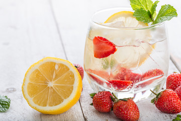 Strawberry juice and lemon soda juice mixed with soda