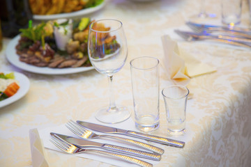 Table setting in a restaurant
