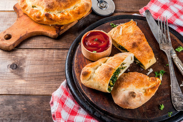 Calzone with Spinach and Cheese