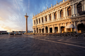 Fototapeta na wymiar St Mark's Square or Piazza San Marco, Venice, Italy.