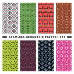 Set of seamless decorative geometric shapes pattern