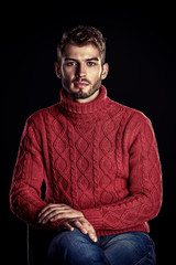 Obraz premium male red sweater