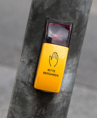 Druckknopf an einer Ampel