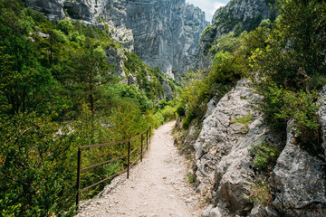 Fototapeta na wymiar Beautiful Trail, Path, Way, Mountain Road In Verdon Gorge In France