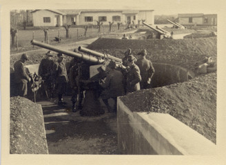 FOTO ANTICA CON MILITARI DELLA SECONDA GUERRA MONDIALE