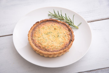 broccoli and cheese quiche