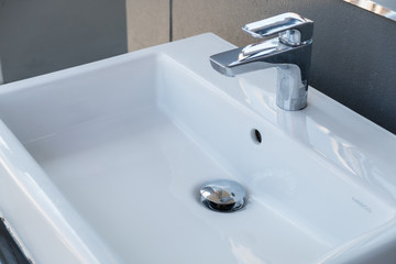 clean bathroom