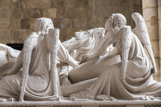 Recumbent effigy of the Tomb of Peter I of Portugal, called the Just or the Cruel, a gothic sculpture of unknown authorship. Alcobaca Monastery, Portugal