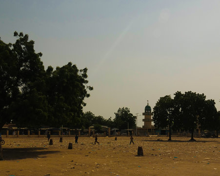 Exterior view to Grand mosque of Maradi, Niger