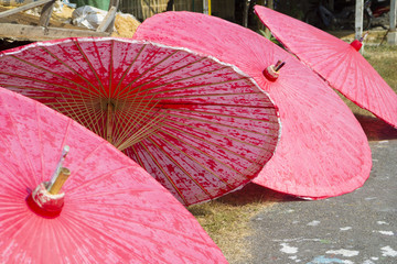 Manufacturing of hand-made tissue paper bamboo umbrellas