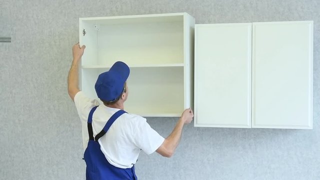 kitchen furniture set installation