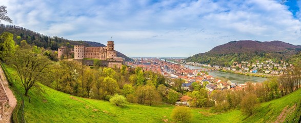 Heidelberg panorama with famous Heidelberg Castle in springtime, Baden-Württemberg, Germany - obrazy, fototapety, plakaty