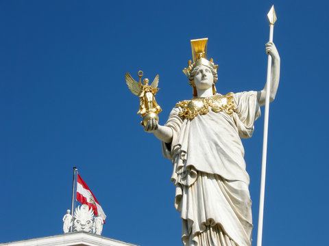 Wien, Athene vor Parlament