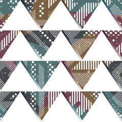 Vintage geometric seamless pattern with grunge effect